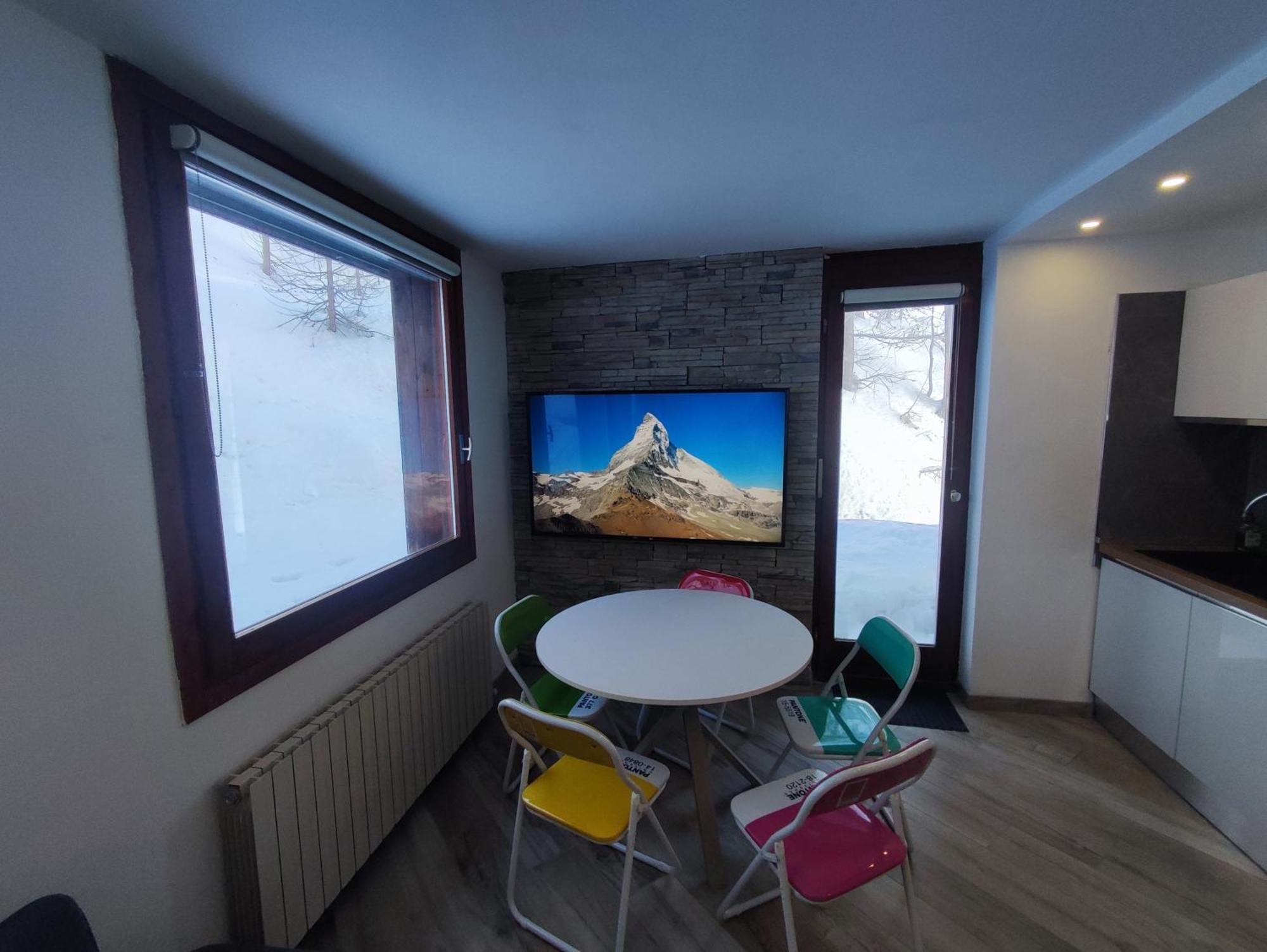 Aqua Apartment - Very Ski In & Ski Out Cir 0436 Breuil-Cervinia Exterior foto